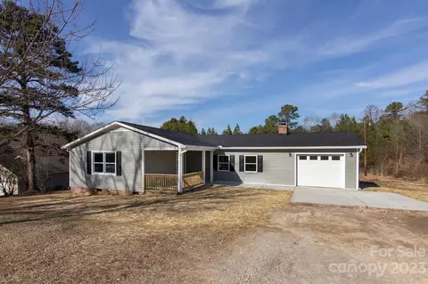 2213 Balmy Ct, Lancaster, SC 29720