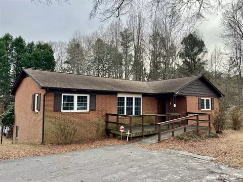 383 Liledoun Rd, Taylorsville, NC 28681