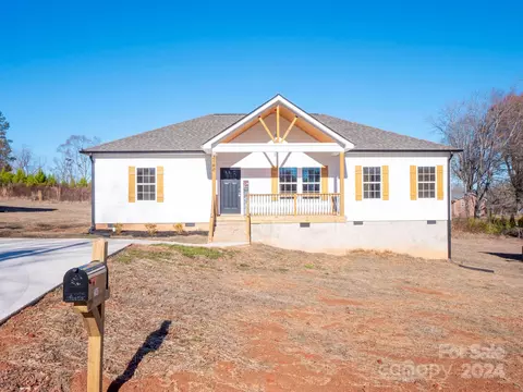 2140 14th Sw Ave SW, Hickory, NC 28602