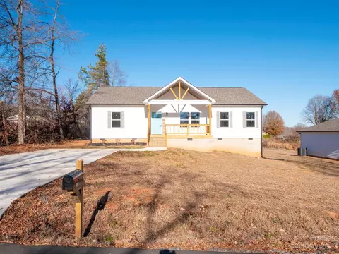 2148 14th Sw Ave SW, Hickory, NC 28602