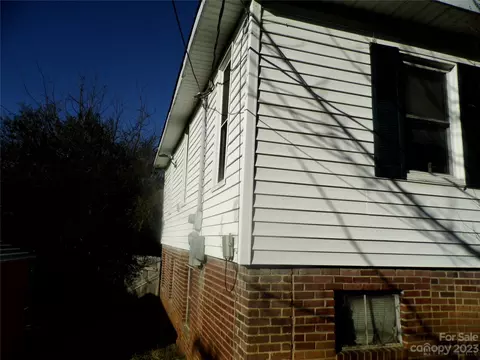 20 Cherry St, Badin, NC 28009 photo 8