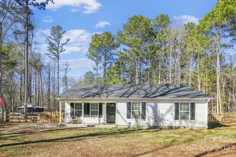 5761 Willowbrook 8 St #8, Fort Lawn, SC 29714