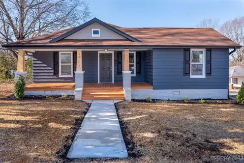2215 Summit Ave, Kannapolis, NC 28081
