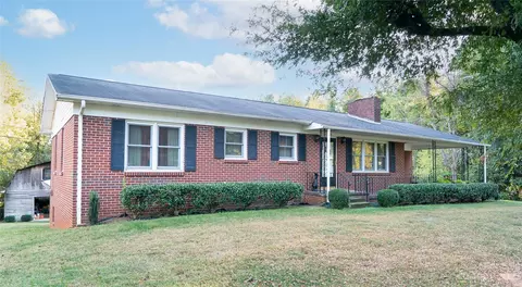 104 Dogwood Dr, Morganton, NC 28655