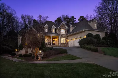 1414 Hoxton Ct, Fort Mill, SC 29715