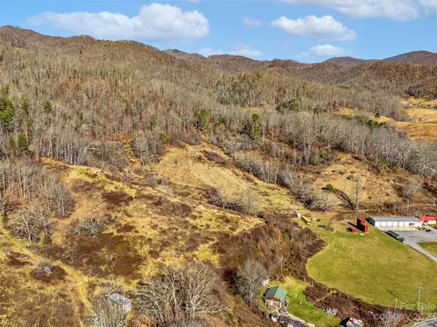 0000 Fines Creek Rd, Clyde, NC 28721