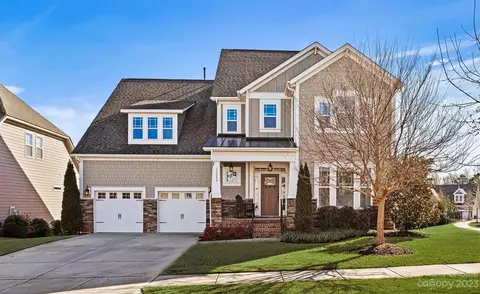 12202 Bonny Oaks Dr, Cornelius, NC 28031