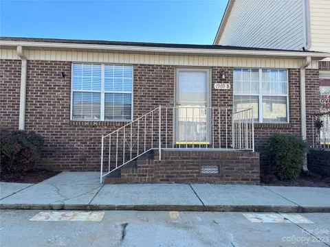 1969 Ebenezer B Rd #B, Rock Hill, SC 29732