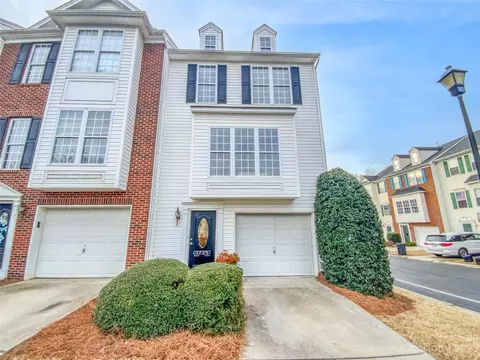 1725 Kashmir White Ln, Fort Mill, SC 29708
