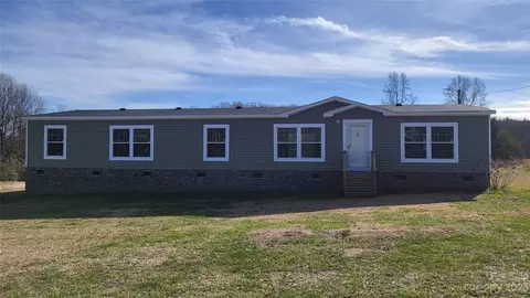 5670 Stacks Rd, Lancaster, SC 29720