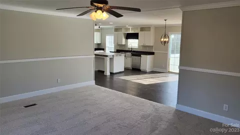 5670 Stacks Rd, Lancaster, SC 29720 photo 2