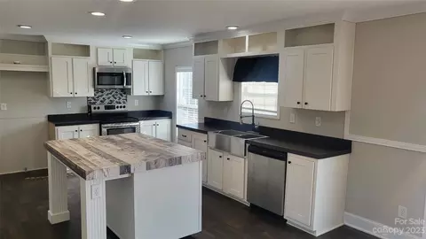 5670 Stacks Rd, Lancaster, SC 29720 photo 4