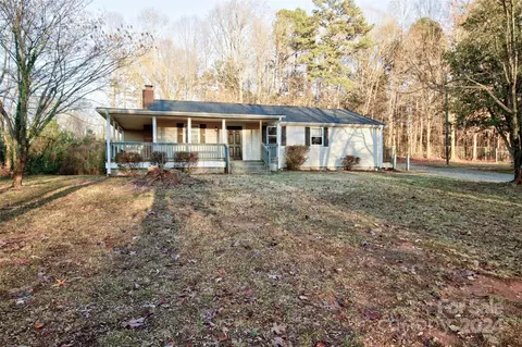 2340 Sunset Blvd, Charlotte, NC 28269