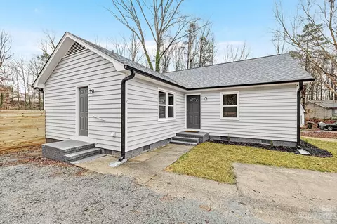 7421 Honey Flower Pl, Charlotte, NC 28214