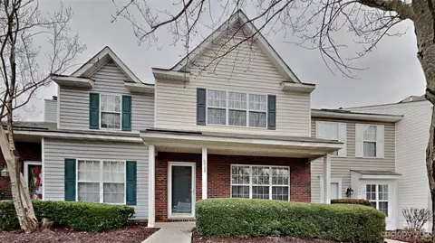 6088 Cougar Ln, Charlotte, NC 28269