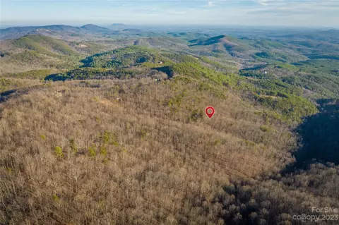 3592 Back Bluff Dr, Morganton, NC 28655 photo 13