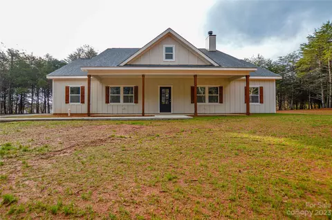 239 Alpine Cir, Statesville, NC 28625