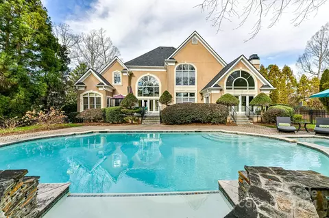 11313 Gunpowder Point Dr, Charlotte, NC 28277