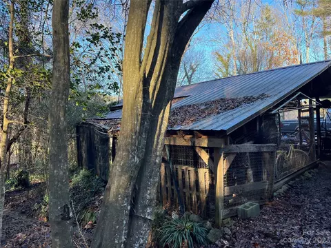 135 Ford Rd, Morganton, NC 28655 photo 5