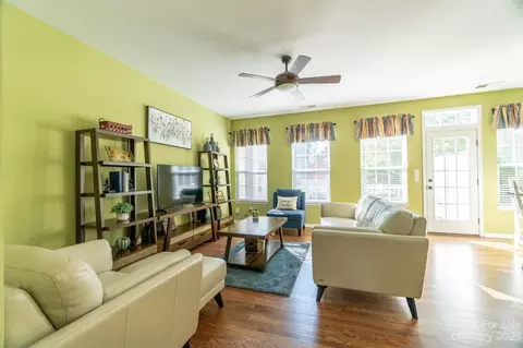 510 Liburdi Ct, Davidson, NC 28036 photo 5