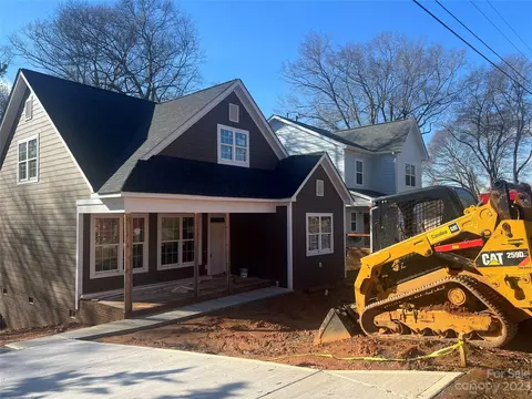 317 Clay St, Belmont, NC 28012
