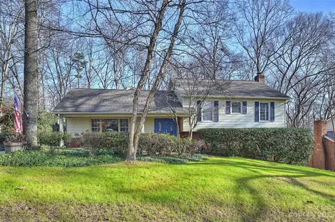 6117 Gate Post Rd, Charlotte, NC 28211