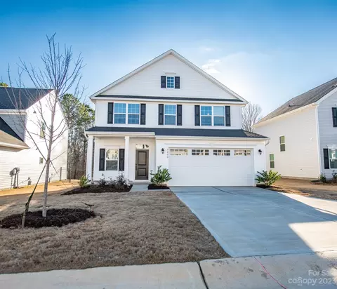 3200 Streamside Dr, Davidson, NC 28036