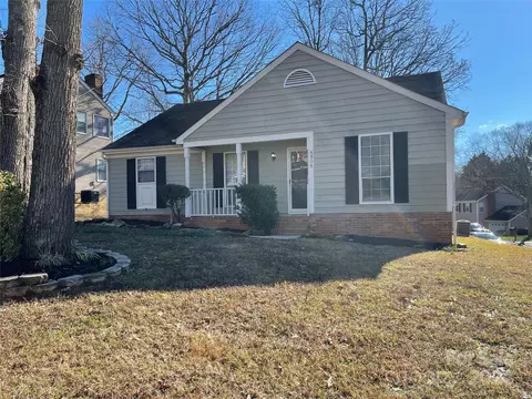 8906 Milton Morris Dr, Charlotte, NC 28227