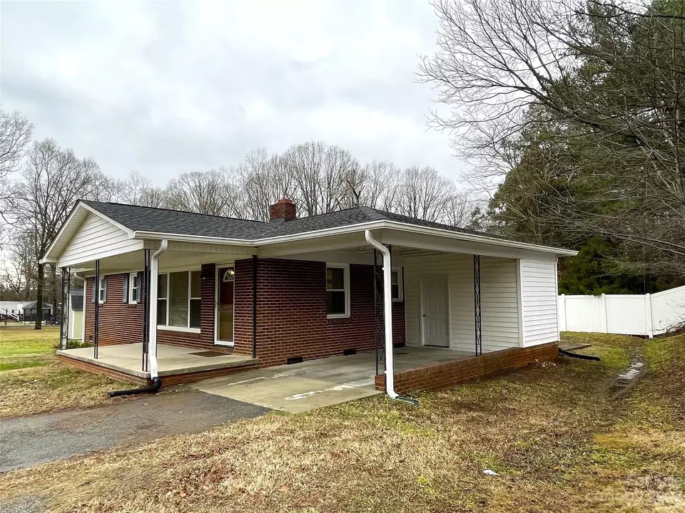 2211 Dallas Stanley Hwy, Stanley, NC 28164 34 Photos Movoto