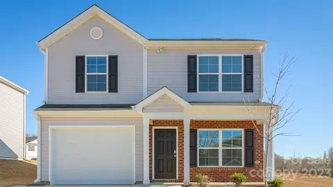 129 Carriage Cove Cir, Mocksville, NC 27028