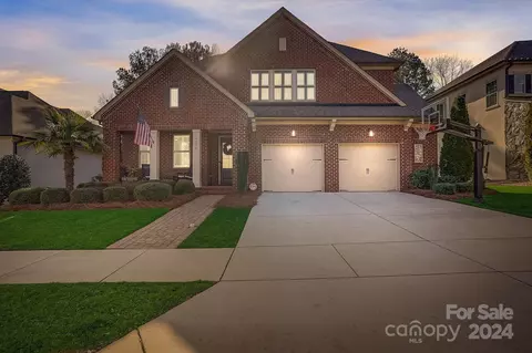 9134 Robbins Preserve Rd, Cornelius, NC 28031