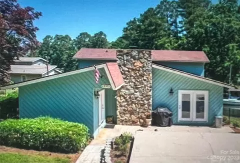 49571 Blackberry Rd, Norwood, NC 28128