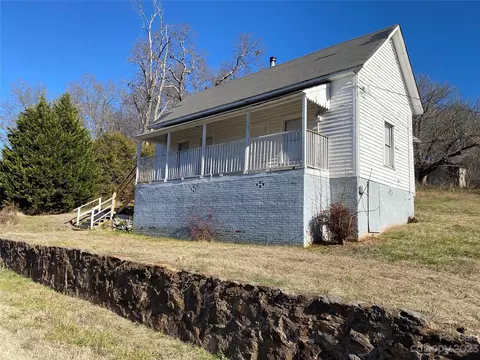 194 Henrietta Street Ext, Ellenboro, NC 28040