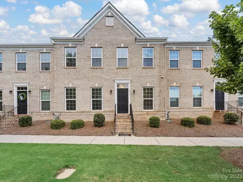 6524 Brighton Park Dr, Mint Hill, NC 28227