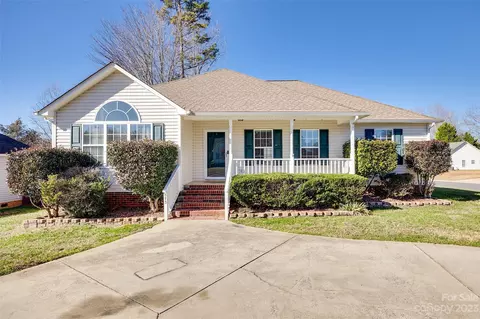 573 Strathclyde Way, Rock Hill, SC 29730