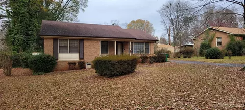 6225 Bridgeport Dr, Charlotte, NC 28215