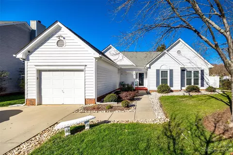 8427 Leeper Dr, Charlotte, NC 28277