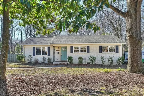 4120 Brookview Dr, Charlotte, NC 28205