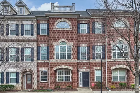 9501 Kings Parade Blvd, Charlotte, NC 28273