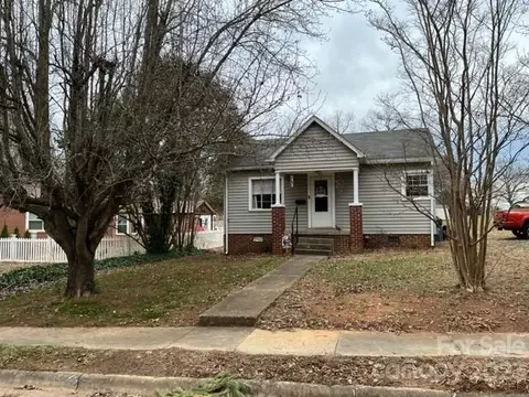 202 W Thom St, China Grove, NC 28023