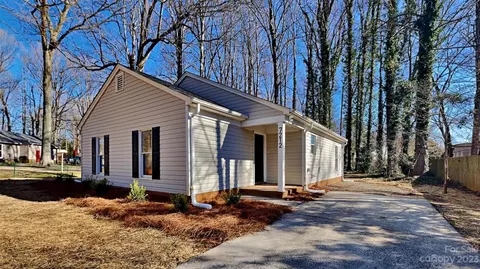 7212 Lancashire Dr, Mint Hill, NC 28227