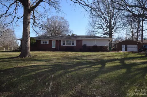179 Enwood Dr, Charlotte, NC 28214