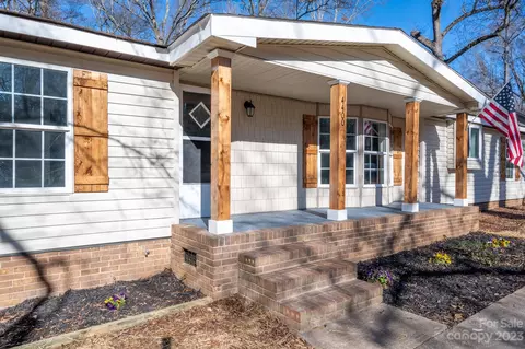 4400 Burgin St, Kannapolis, NC 28081 photo 2