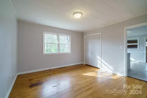Bedroom - 805 15th Nw St NW, Conover, NC 28613 photo 1 of 6