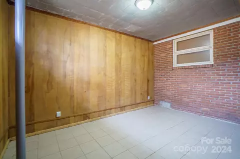 Other - 805 15th Nw St NW, Conover, NC 28613 photo 6 of 11