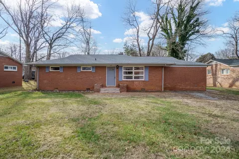 805 15th Nw St NW, Conover, NC 28613