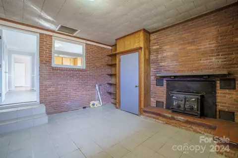 Other - 805 15th Nw St NW, Conover, NC 28613 photo 4 of 11