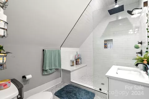 Bath - 1026 Piney Dr, Monroe, NC 28110 photo 5 of 5