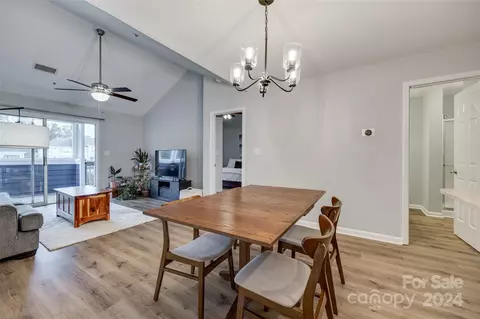 Dining - 17544 Tuscany Ln, Cornelius, NC 28031 photo 3 of 3