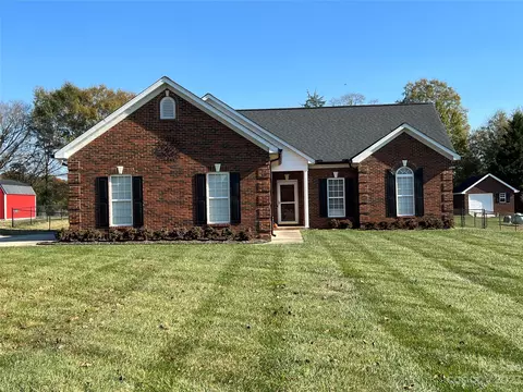 5522 Cyrus Lee Ln, Monroe, NC 28110